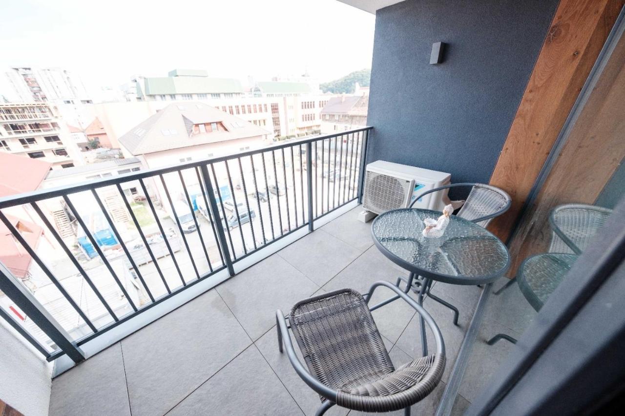 Brand New Luxury Apartment In The Heart Of Braşov Eksteriør billede
